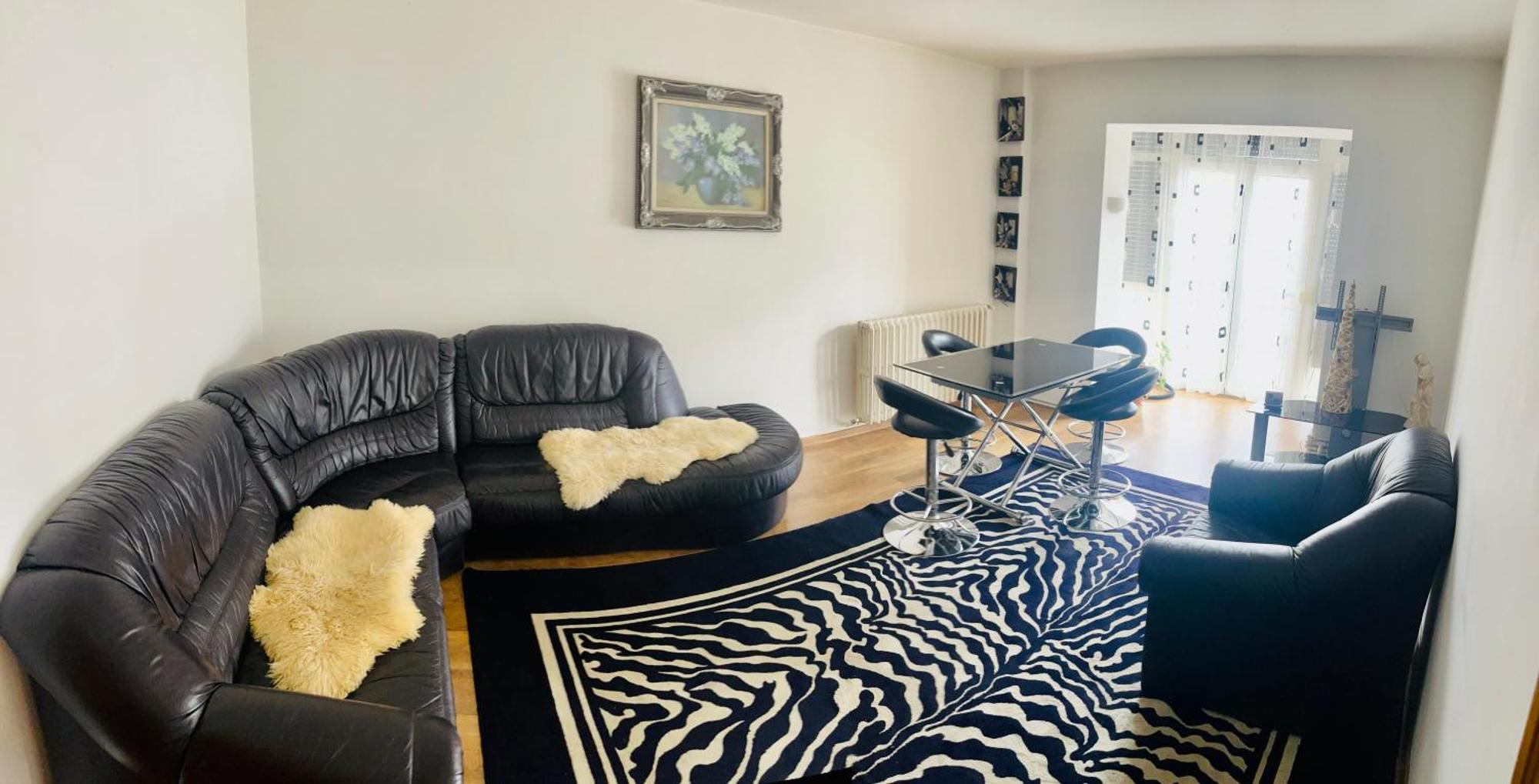 Apartament Cornelia Buzău Exteriör bild