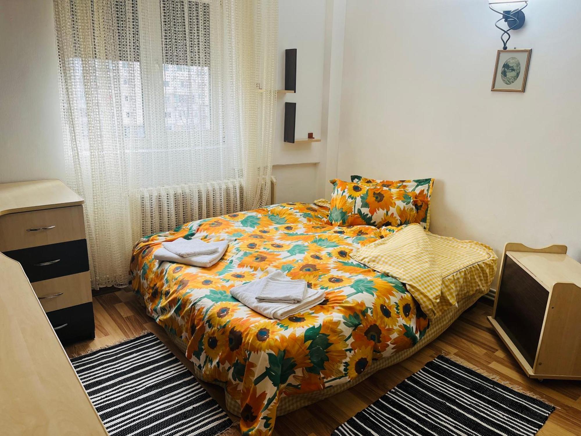 Apartament Cornelia Buzău Exteriör bild